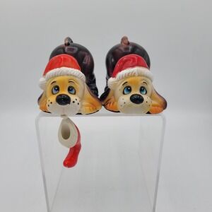 Vintage Christmas Hounds Shelf Sitter With One Stocking